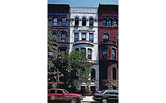 Sold by Douglas Elliman | media 15