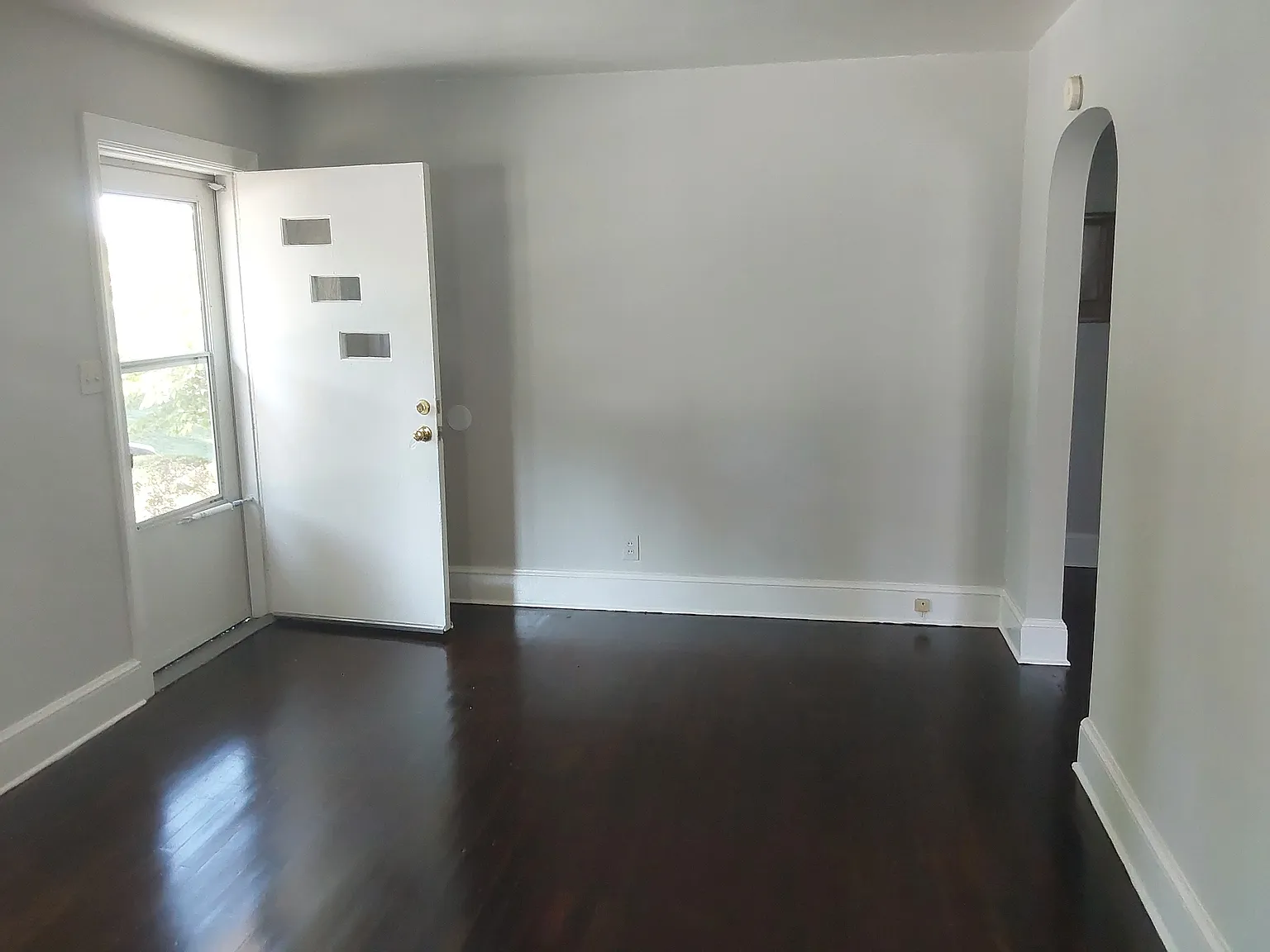 3 bed, 934 sqft, $1,250 — Photo 4