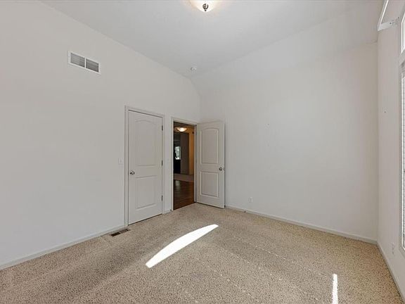 5th image of 7128 Allman Dr