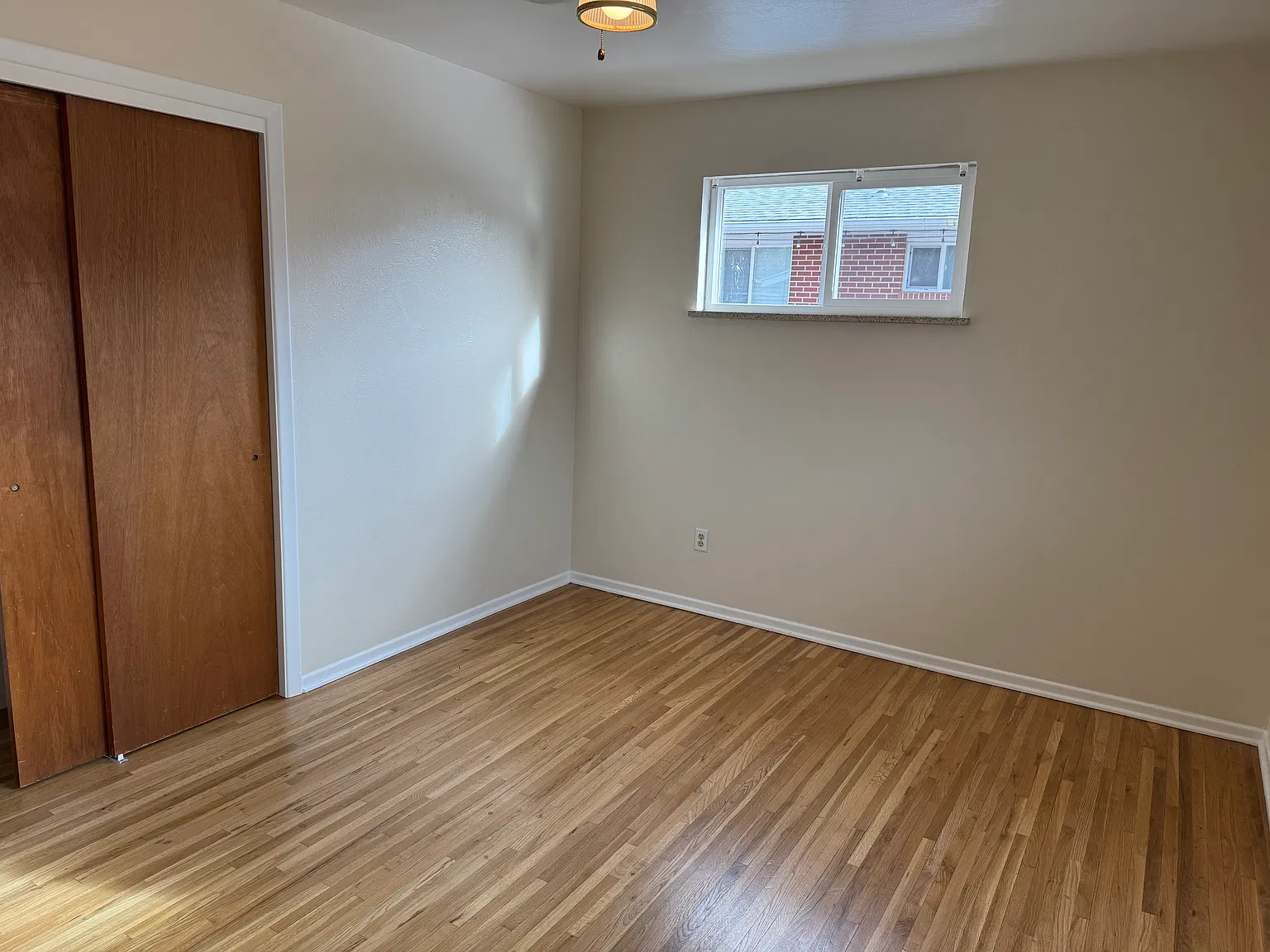 3 bed, 1450 sqft, $2,400 — Photo 4