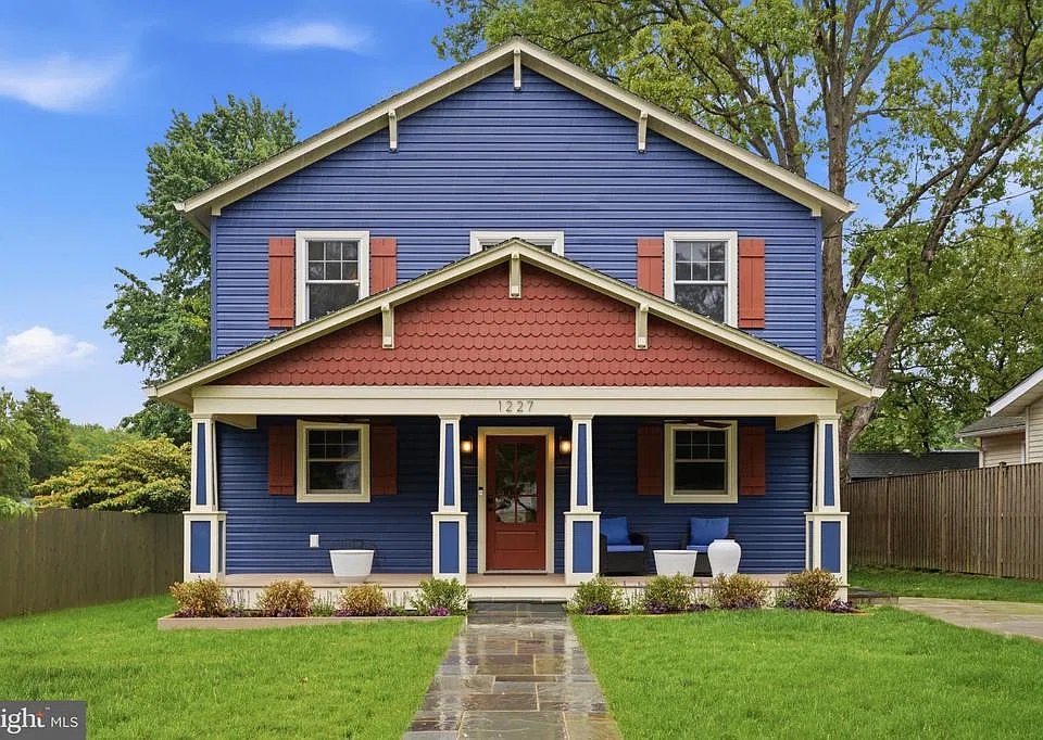 1227 Clagett Dr