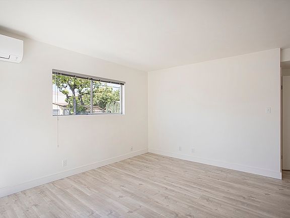3rd image of 377 W Lexington Dr APT 1