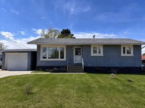 525 N 4th Ave, Fox Creek, AB T0H 1P0