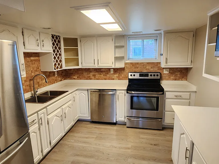 1434 Perry St #LOWER — Photo 8