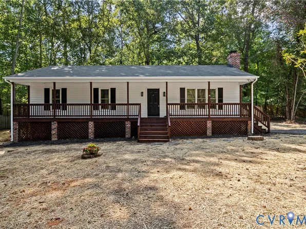 1198 Red Coach Ln, Sandston, VA 23150