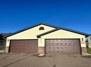 2813 Edgewood Dr #3, Menomonie, WI 54751