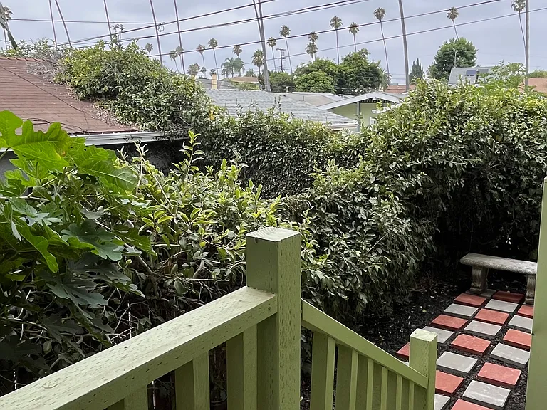 2508 Scott Ave — Photo 15