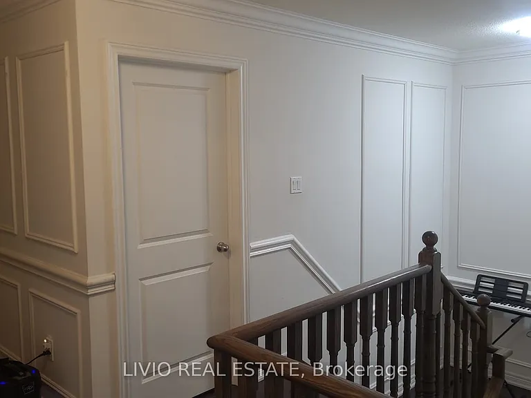 448 Black Cherry Cres — Photo 15
