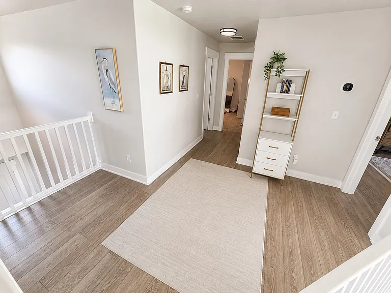 954 W Rutledge Rd — Photo 11