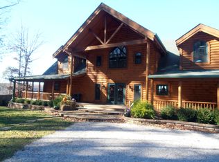 831 Ridge View Dr, Spencer, TN 38585