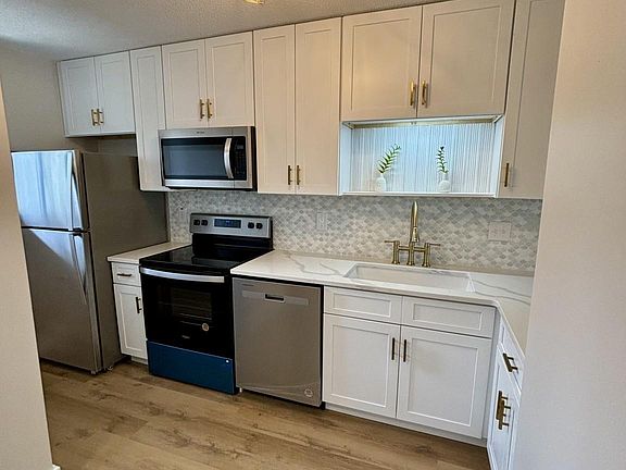 3rd image of 7700 Porcher Dr. #4107