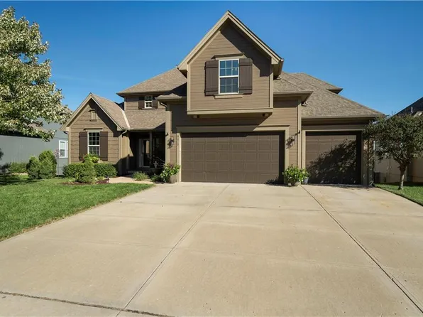 9019 N Bales Ave, Kansas City, MO 64156