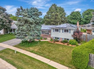 77 Magnolia Dr, Brant, ON N3L3N2