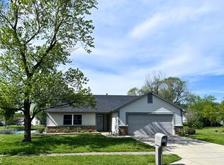 199 Fountain Lake Dr S, Shelbyville, IN