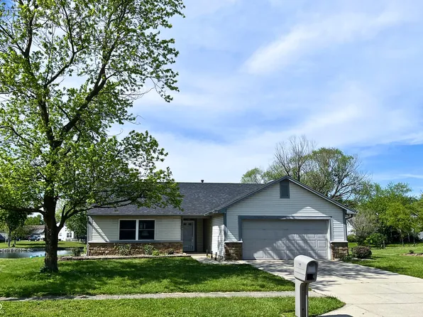 199 Fountain Lake Dr S, Shelbyville, IN 46176
