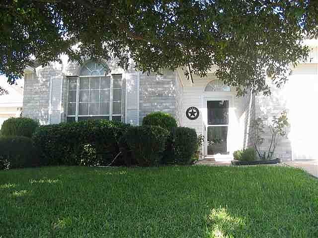 1st image of 4802 Silver Leaf Ct