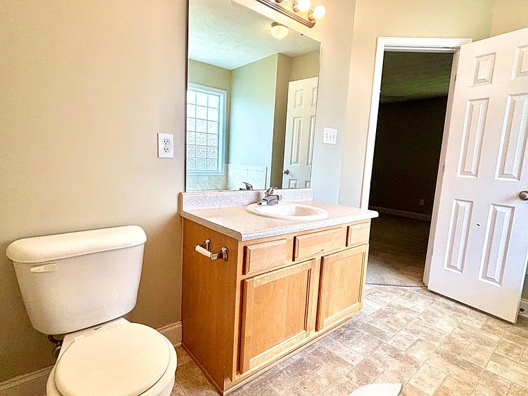 4833 Laurelwood Pl — Photo 18
