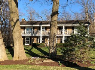 102 Wood Dr, Algonquin, IL 60102