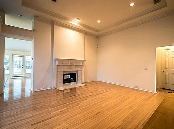 5th image of 6600 Oakmont Ct