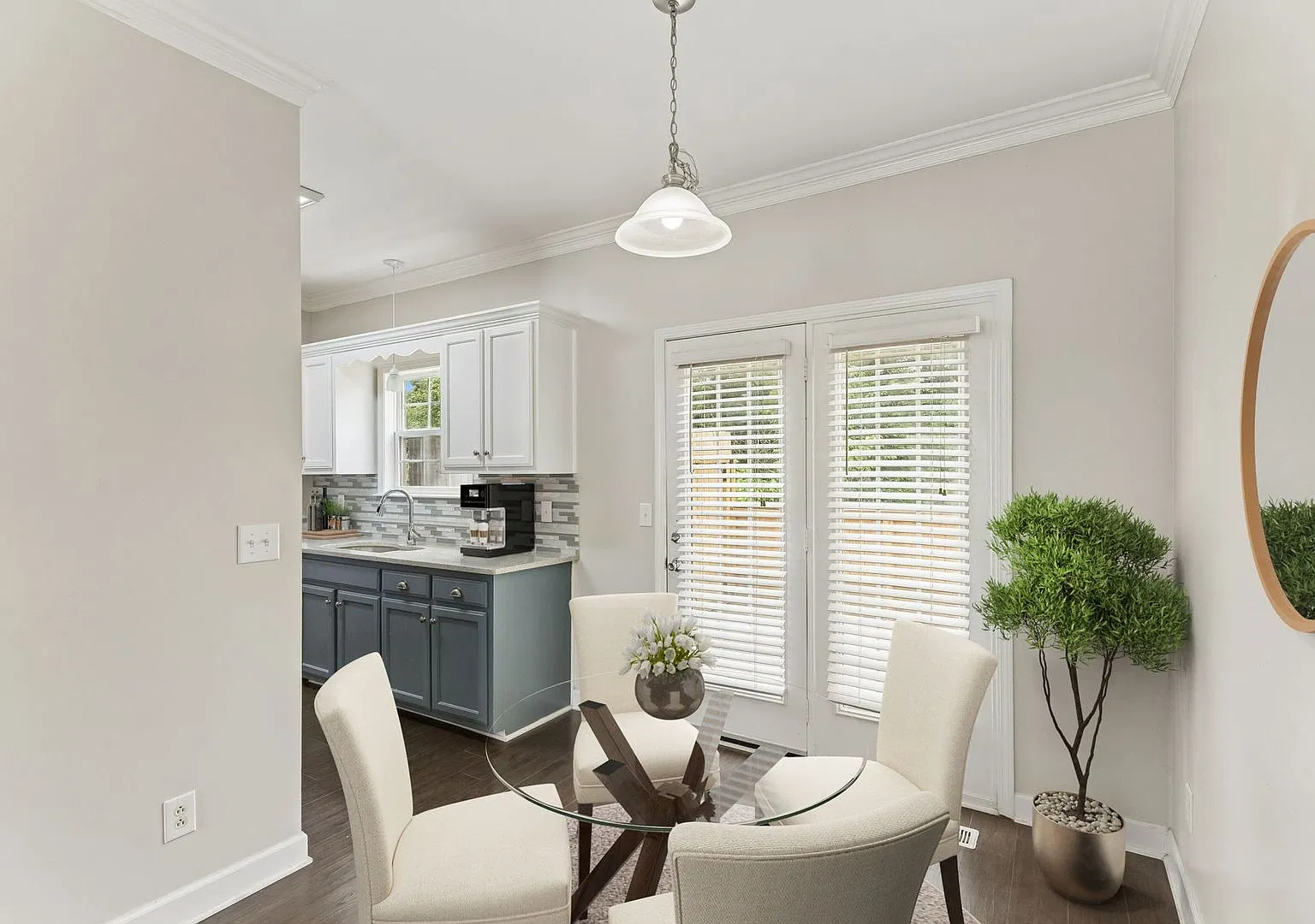 2 Bedroom 2.5 Bath Home in Spring Hill — Photo 3