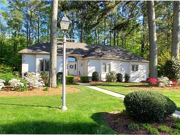 115 Pitchkettle Point Cir, Suffolk, VA 23434