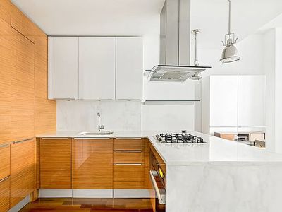 130 W 20th St APT 4D, New York, NY, 10011