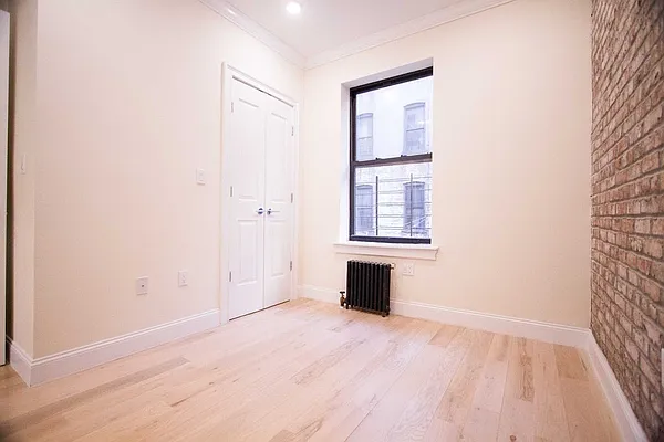 Rented by EXR | media 22