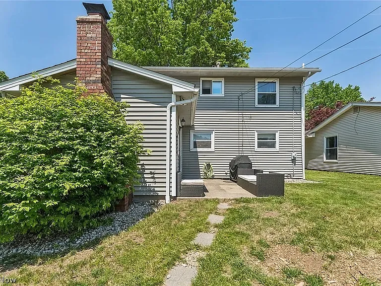 2369 Frederick Dr — Photo 35