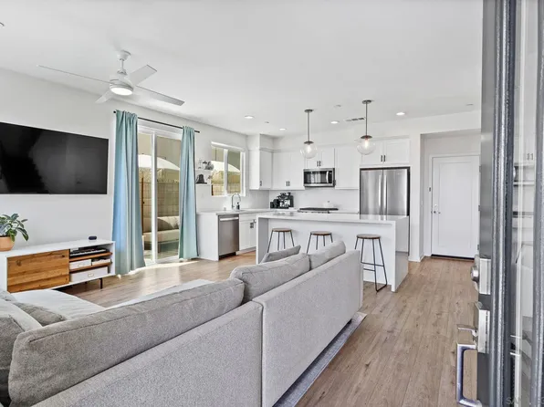 2066 Tango Loop Unit 1, Chula Vista, CA 91915