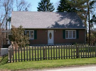 1121 Bartlett Rd, Harborcreek, PA 16421