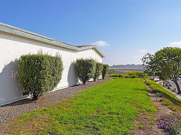 3rd image of 3875-6 Vista Campana S