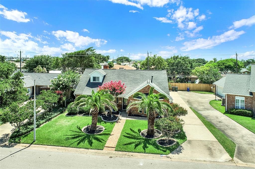 7730 Beaudelaire Cir, Galveston, TX 77551 MLS 74171060 Zillow
