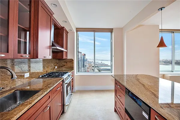 Rented by Douglas Elliman | media 4