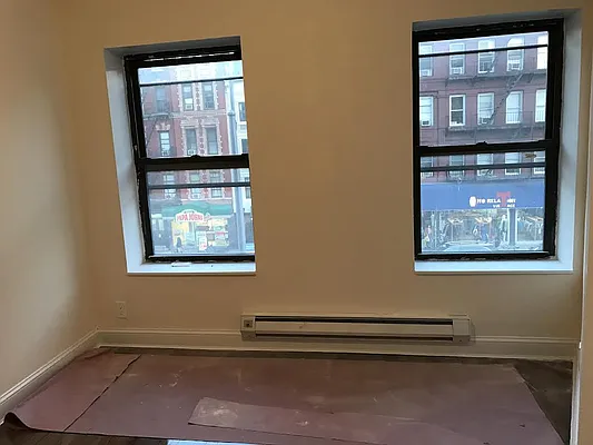 Rented by Salon Realty Corp | media 22