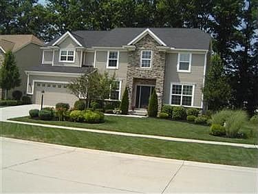 1st image of 38520 Berkshire Ave