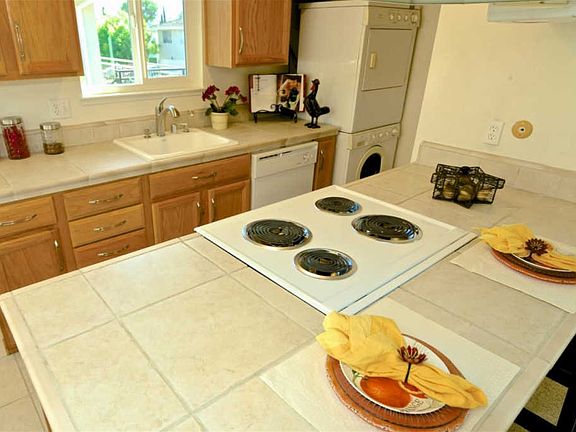 5th image of 5475 Eagles Ln APT 4