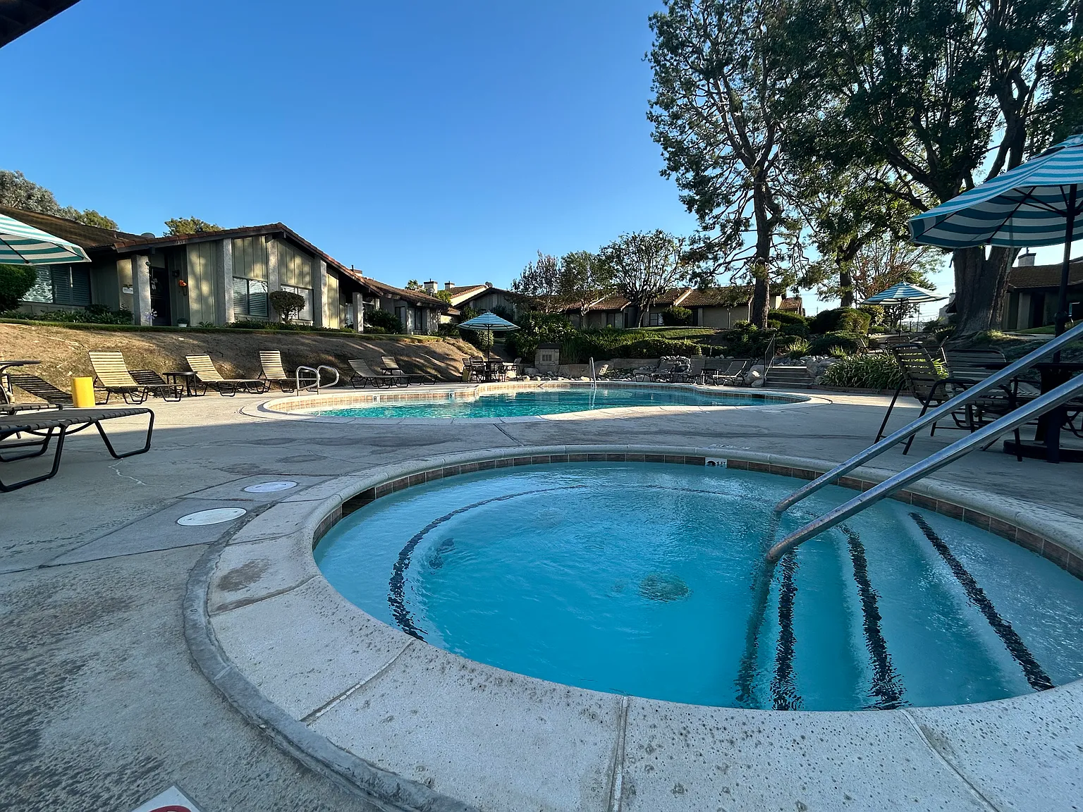 2 bed, 1146 sqft, $2,950 — Photo 2