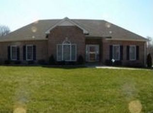 926 S Ridge Trl, Clarksville, TN 37043