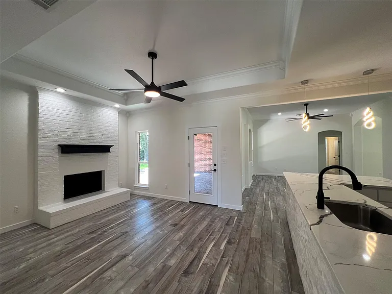 117 Cotton Rows Ln — Photo 3