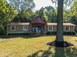 110 Diddle Dr, Hendersonville, TN 37075