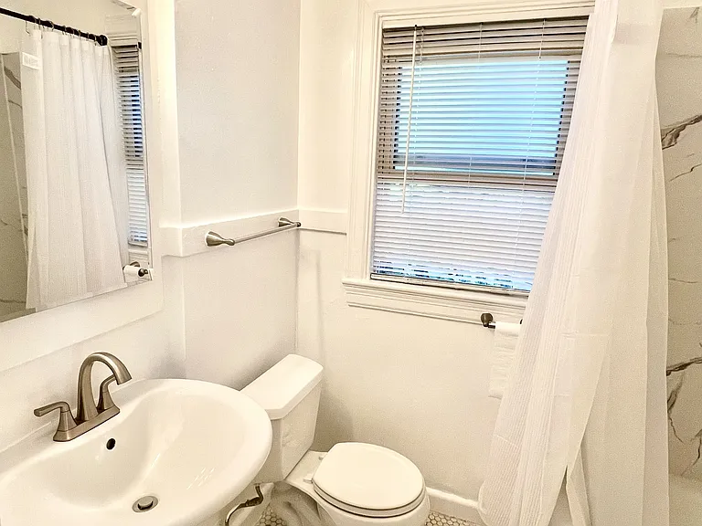 118 Athol Ave #103 — Photo 9