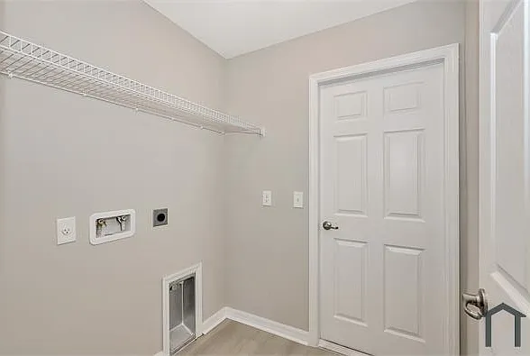 4 bed, 1600 sqft, $2,300 — Photo 4