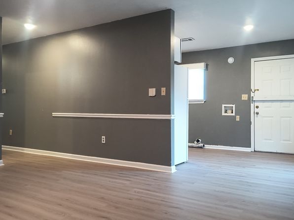 5800-5826 West St #5802