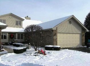 18311 Pinewood Ct, Tinley Park, IL 60477