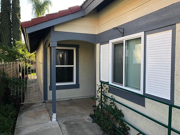 Front entrance with keyless entry