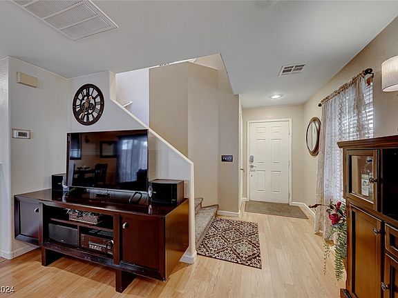4th image of 11734 Bergamo Ct