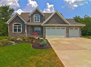 4 W 81st Ave, Schererville, IN 46375