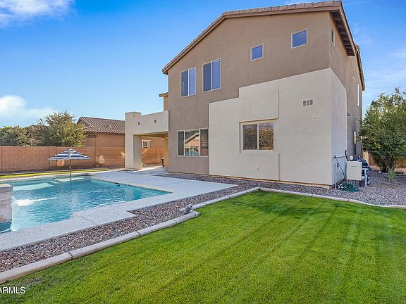 5th image of 3284 E ORLEANS Drive