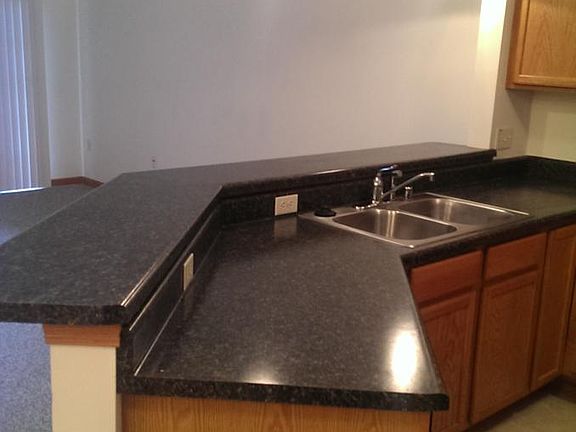 3rd image of W197N16925 Stonewall Dr Unit 106