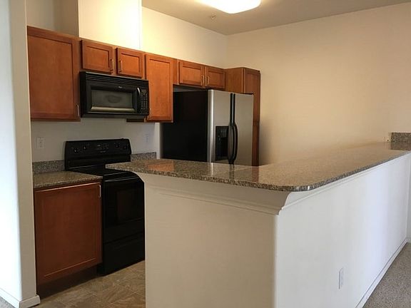 5th image of 4200 E Commerce Way Unit 1623